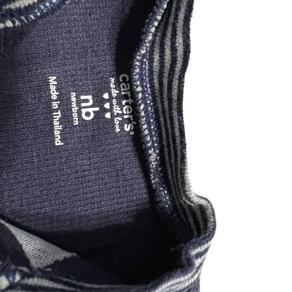 Carters embroidered set side